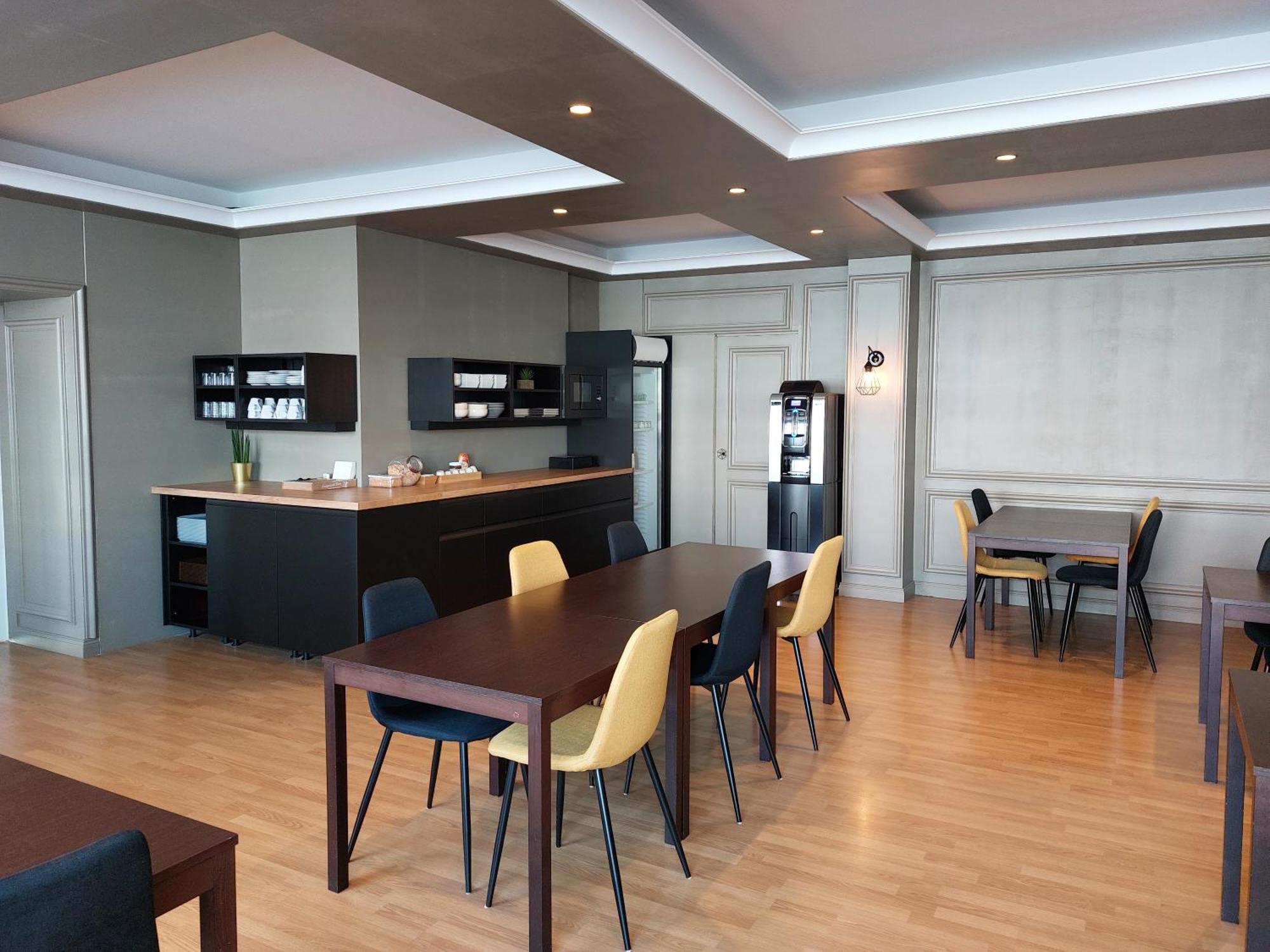 Cit'Hotel L'Europe - Cholet Gare Zewnętrze zdjęcie