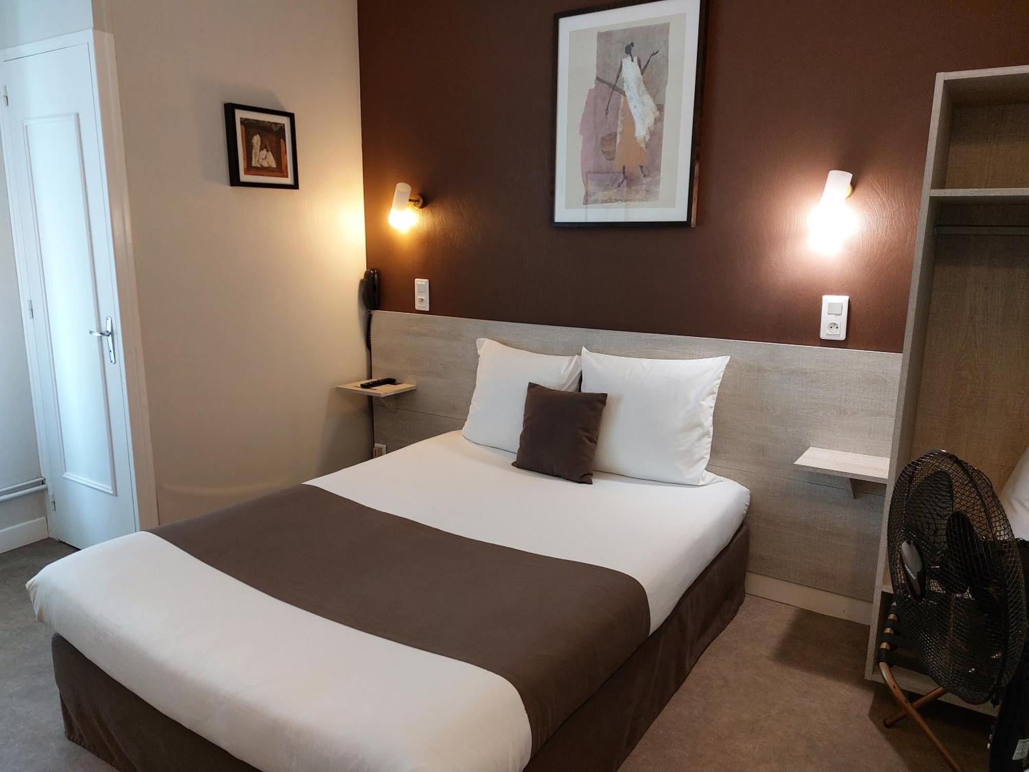 Cit'Hotel L'Europe - Cholet Gare Zewnętrze zdjęcie
