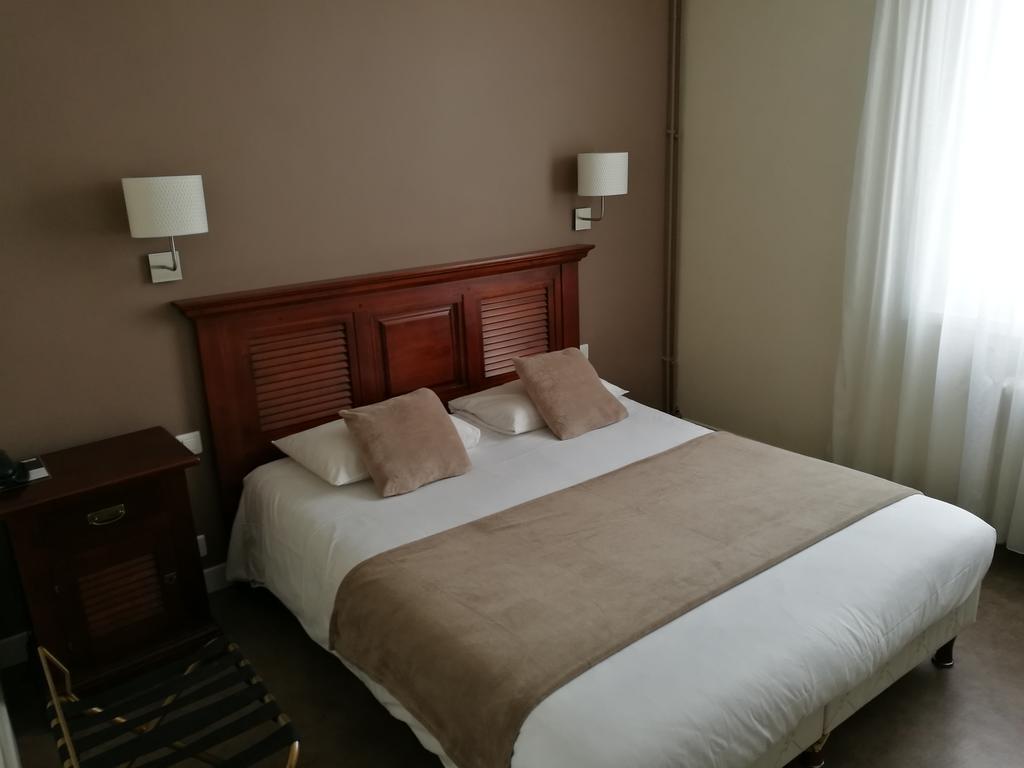 Cit'Hotel L'Europe - Cholet Gare Zewnętrze zdjęcie